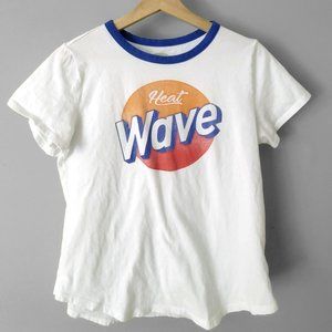 Retro summer tshirt heat wave